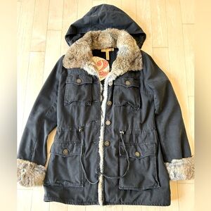 Twilltwentytwo Black Cotton/Canvas Coat with Faux Fur Trim - Detachable Hood, M